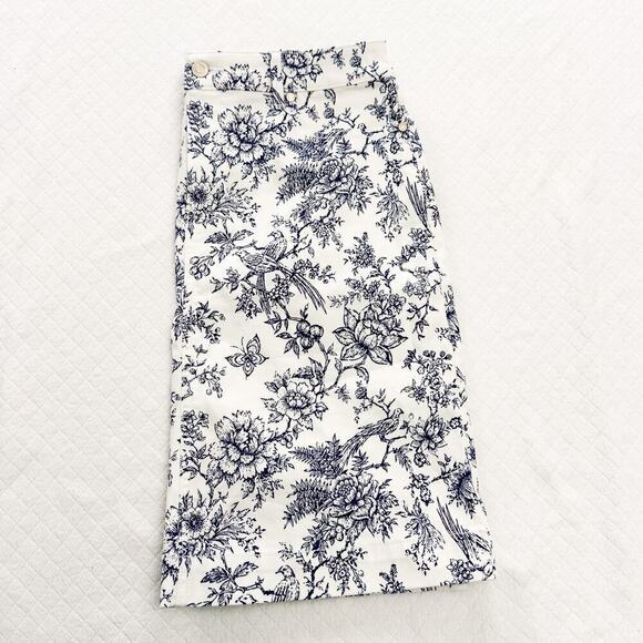 Talbots Flower Printed Denim Pencil Skirt Blue White Size 6 MINT - Picture 6 of 7